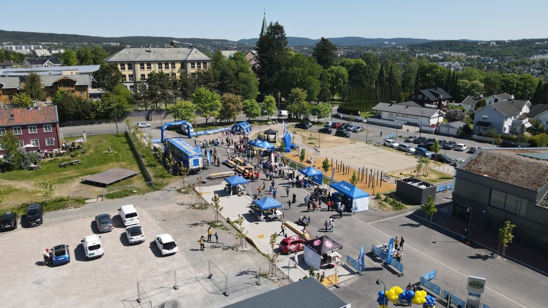 fanzone4.JPG